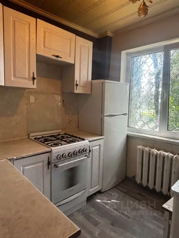 2-к кв. Владимирская область, Александров ул. Гагарина, 7 (42.0 м) - Фото 0