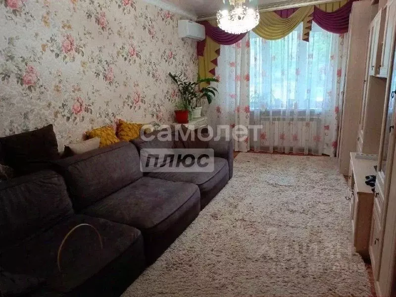 4-к кв. Курская область, Курск просп. Дружбы, 15 (76.7 м) - Фото 1