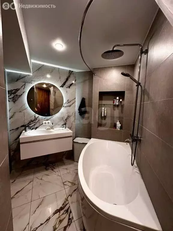 6-комнатная квартира: Набережные Челны, Набережночелнинский проспект, ... - Фото 2