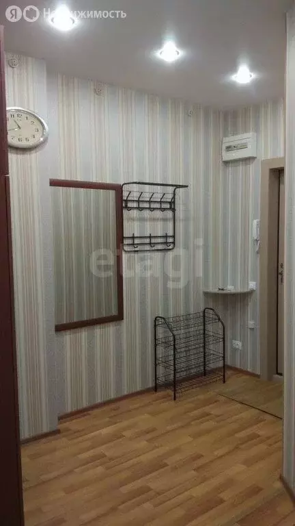 1-комнатная квартира: Набережные Челны, улица Ахметшина, 120 (42 м) - Фото 1