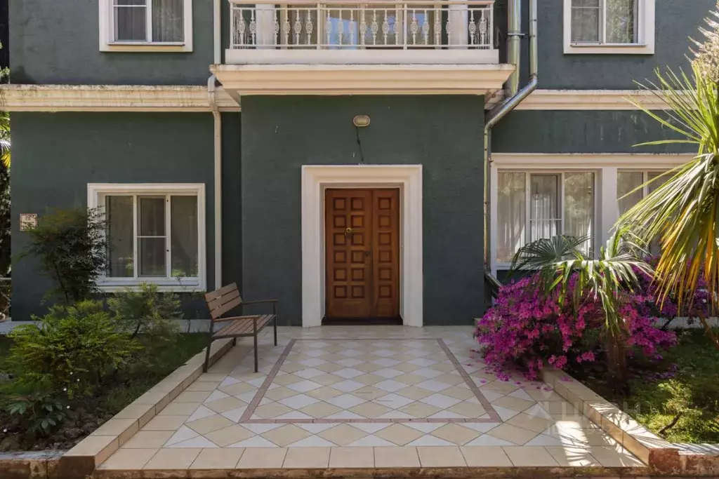 Дом в Краснодарский край, Сочи Курортный просп., 120к4 (250 м) - Фото 1