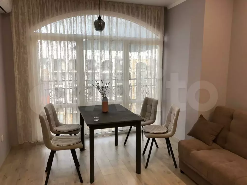 1-к. квартира, 45 м, 5/5 эт. - Фото 1