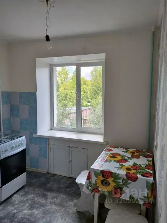 3-к кв. Омская область, Омск Городок Нефтяников мкр, ул. 22 Апреля, 8В ... - Фото 1