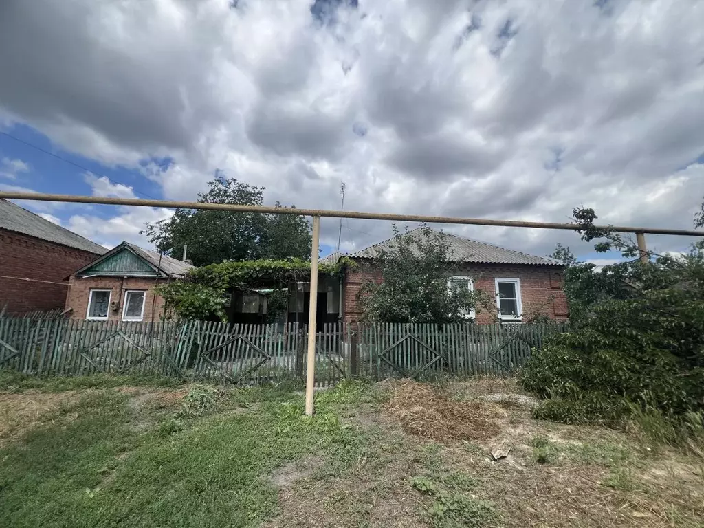 Дом в Ростовская область, Багаевская ст-ца ул. Буденного, 153 (75 м) - Фото 1
