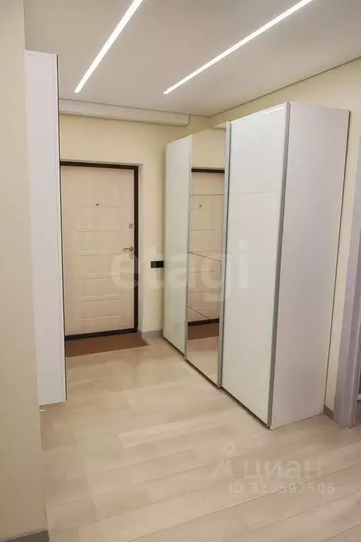 2-к кв. Белгородская область, Старый Оскол Макаренко мкр, 41 (64.0 м) - Фото 1