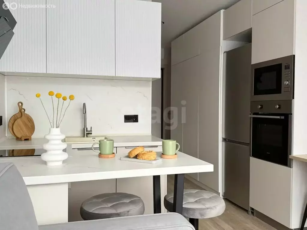 Квартира-студия: Тюмень, Интернациональная улица, 199к9 (18.2 м) - Фото 1