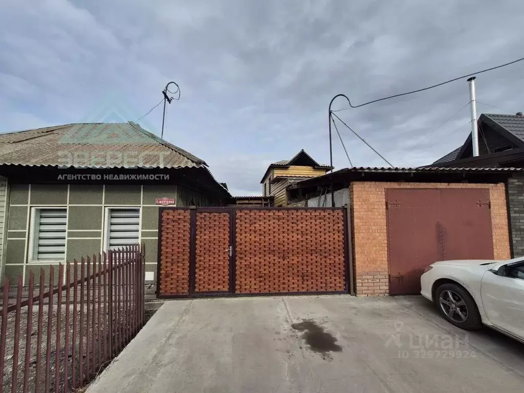 Дом в Хакасия, Абакан ул. Тараса Шевченко, 110/1 (107 м) - Фото 1