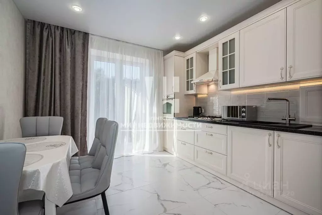 2-к кв. Калининградская область, Калининград Аэропортная ул., 1А (71.0 ... - Фото 2