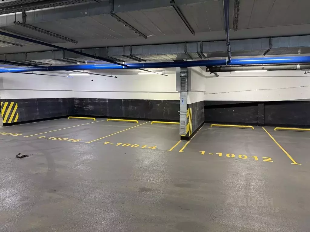 Гараж в Москва 1-й Красногвардейский проезд, 19 (14 м) - Фото 1