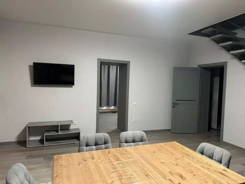 Дом в Крым, Симферополь ул. Ашика Умера (110 м) - Фото 1