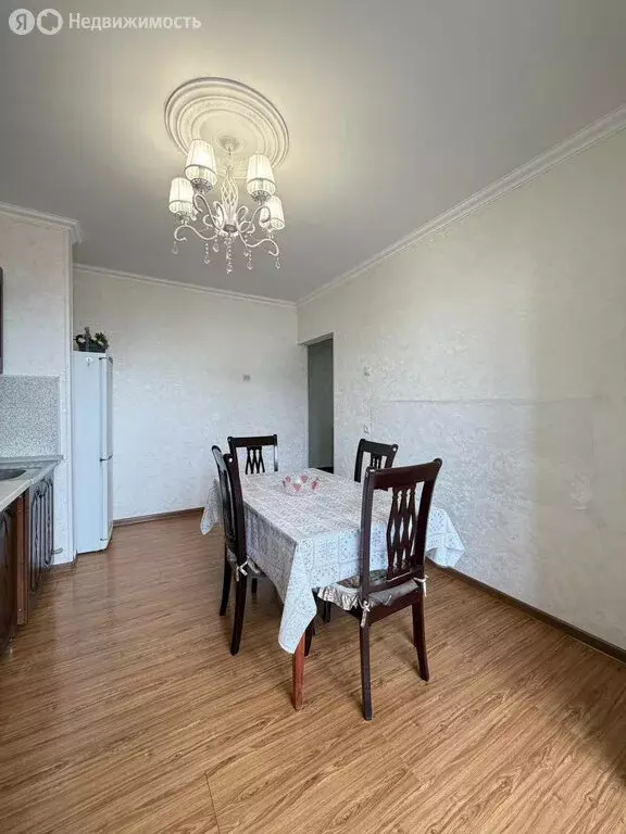 3-комнатная квартира: Нальчик, проспект Шогенцукова, 34 (74 м) - Фото 2