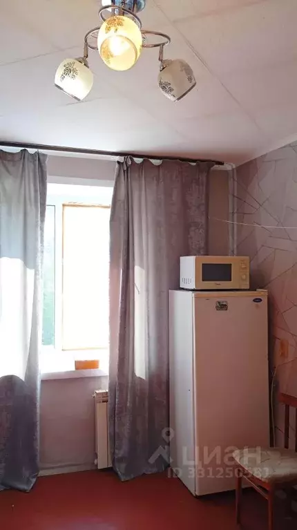 Комната Омская область, Омск ул. Куйбышева, 138а (15.5 м) - Фото 1