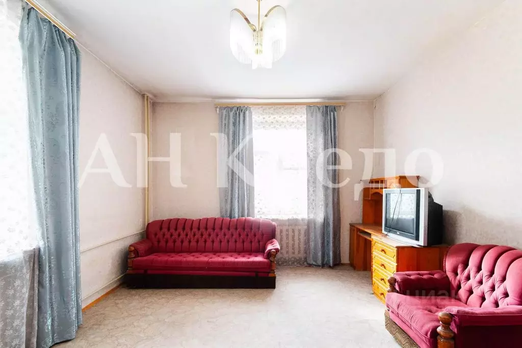 2-к кв. Омская область, Омск просп. Мира, 66 (59.7 м) - Фото 2