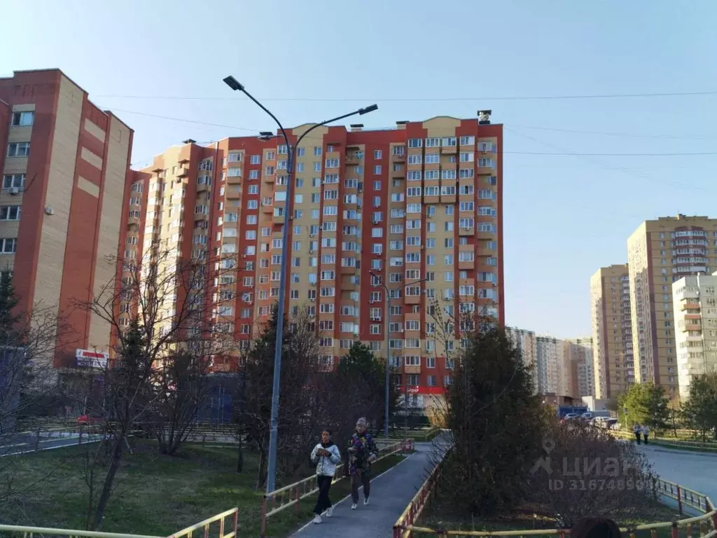 Студия Тюменская область, Тюмень Заречный проезд, 37к1 (30.0 м) - Фото 0