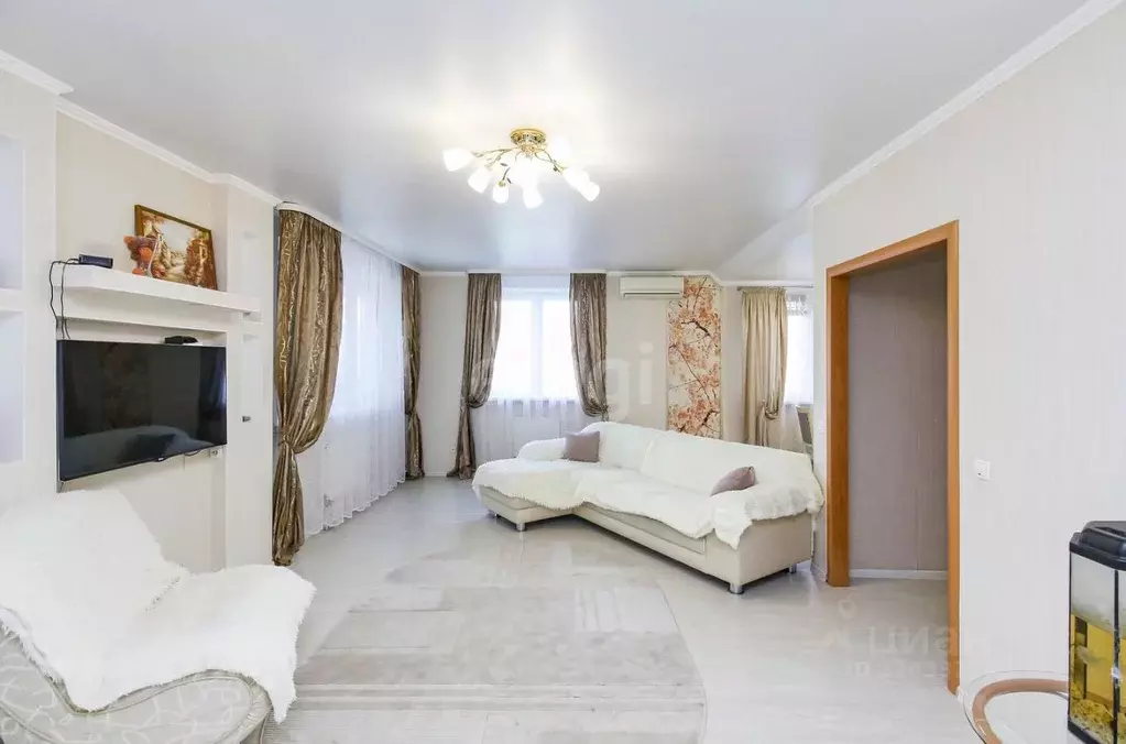 3-к кв. Тюменская область, Тюмень ул. Академика Сахарова, 36 (102.9 м) - Фото 2