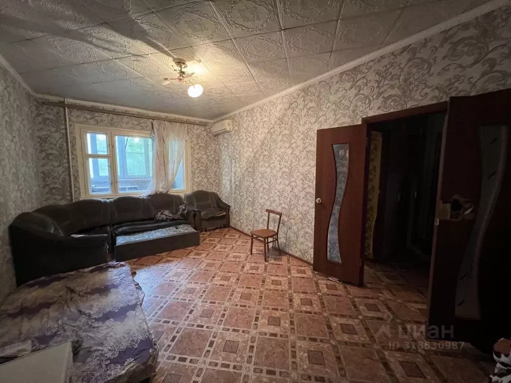 3-к кв. Астраханская область, Астрахань ул. Бабаевского, 39 (72.0 м) - Фото 0