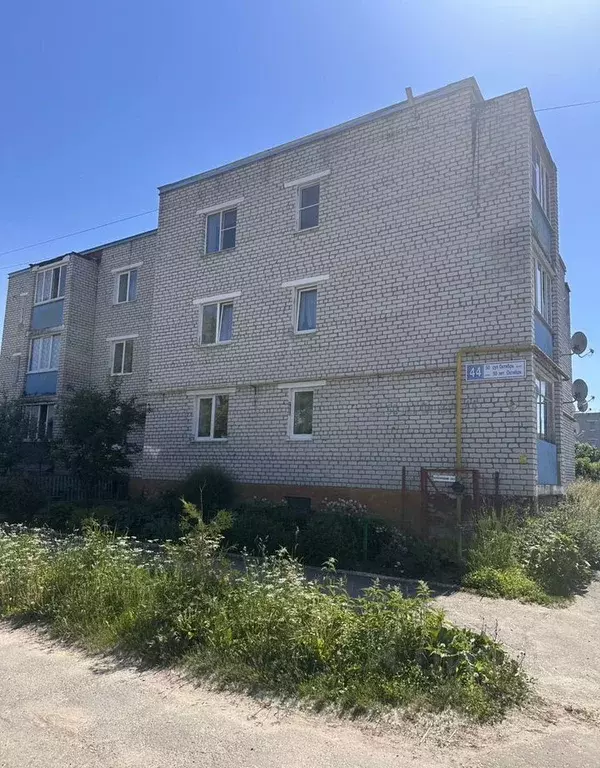 4-к кв. Чувашия, с. Моргауши ул. 50 лет Октября, 44 (75.0 м) - Фото 1