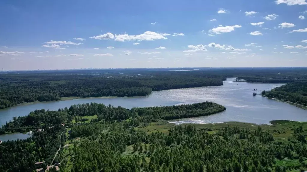 Участок в Московская область, Мытищи городской округ, с. Федоскино ул. ... - Фото 1