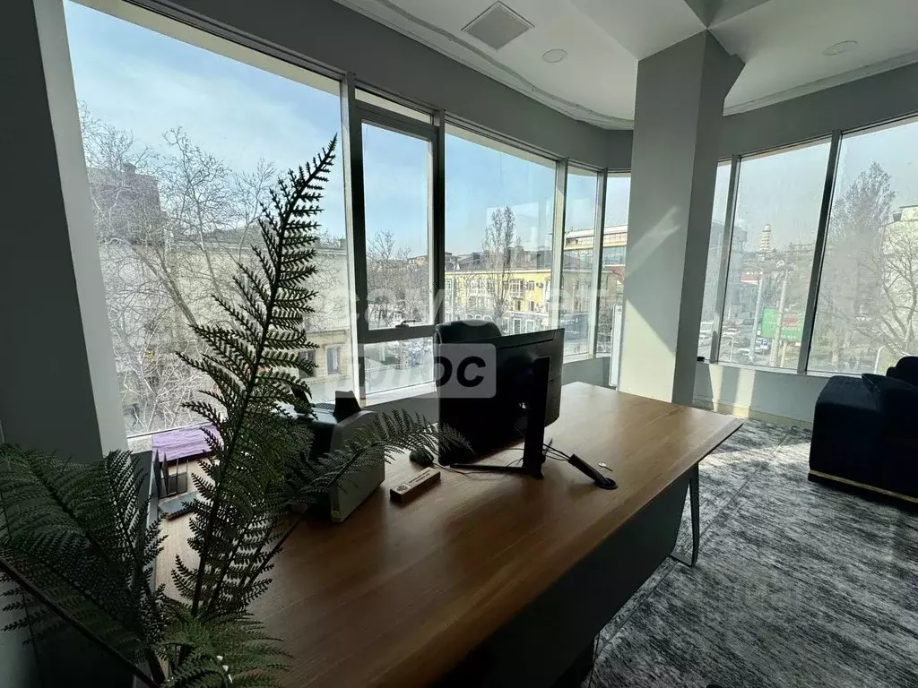 Офис в Дагестан, Махачкала ул. Толстого, 5/1 (30 м) - Фото 1