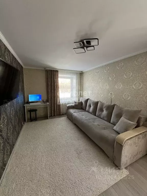 3-к кв. Алтайский край, Бийск ул. Аркадия Гайдара, 43/1 (73.2 м) - Фото 0