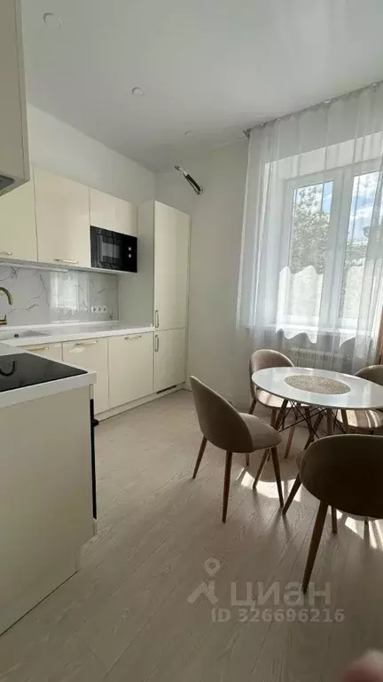 3-к кв. Москва ул. Усачева, 29К7 (68.5 м) - Фото 1