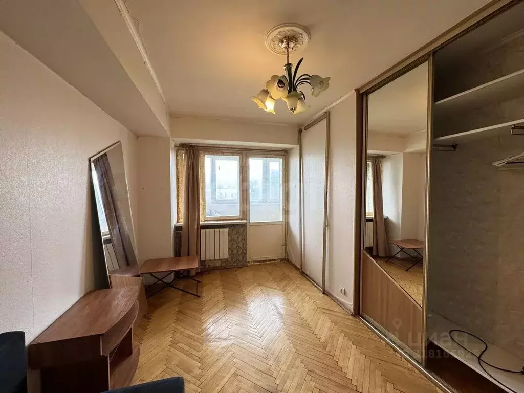4-к кв. Москва Матвеевская ул., 36К2 (67.1 м) - Фото 0
