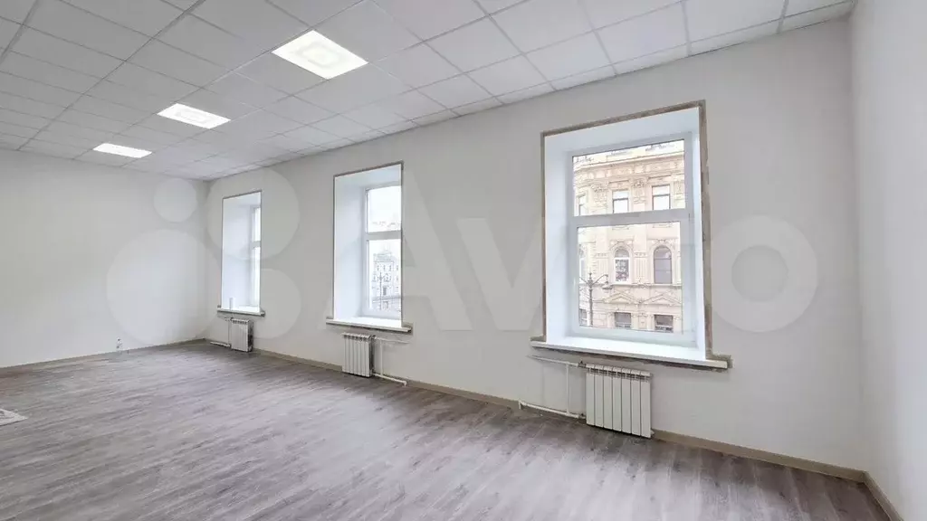 Офис у метро, 75 м2 - Фото 0
