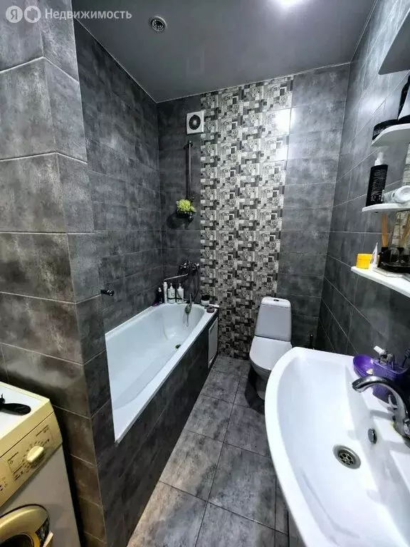 2-комнатная квартира: Таганрог, улица Победы, 104 (63 м) - Фото 1