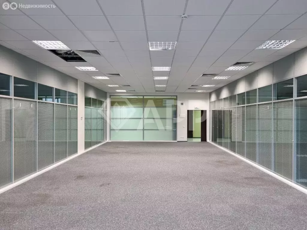 Офис (300 м) - Фото 1
