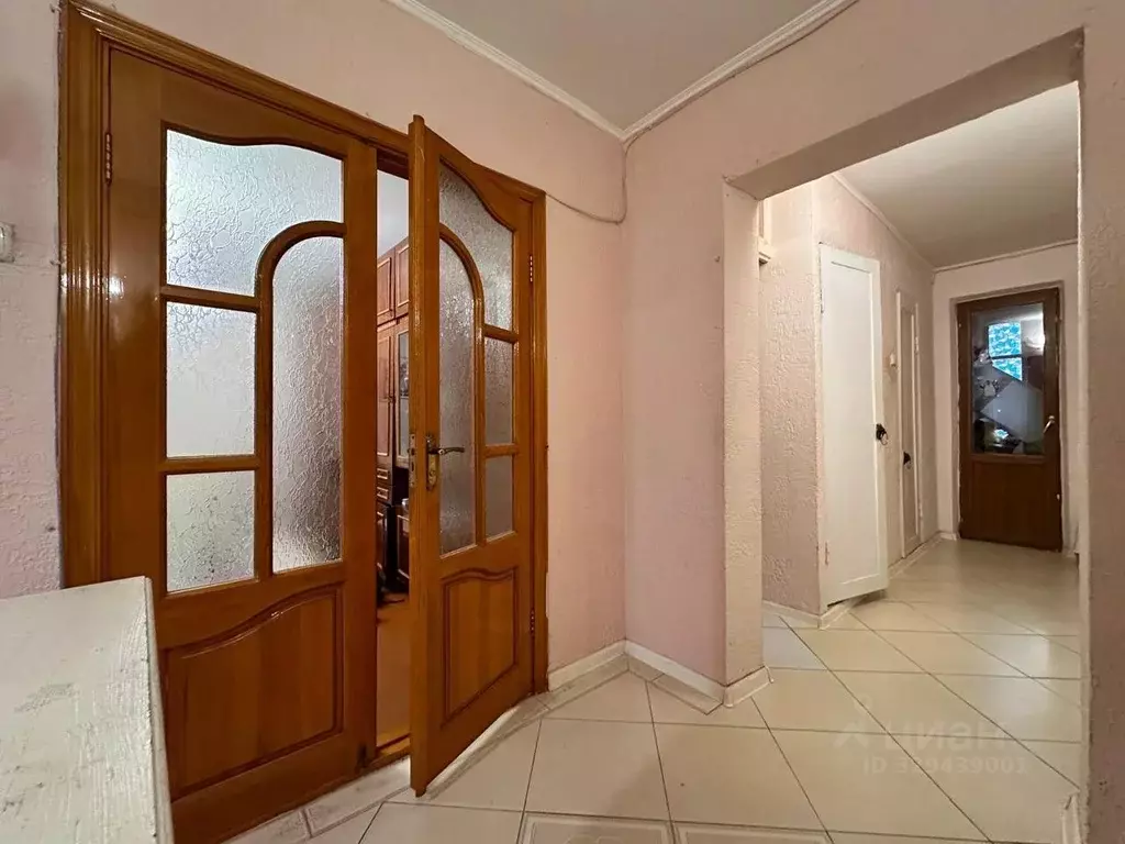 2-к кв. Севастополь просп. Генерала Острякова, 98 (62.0 м) - Фото 2
