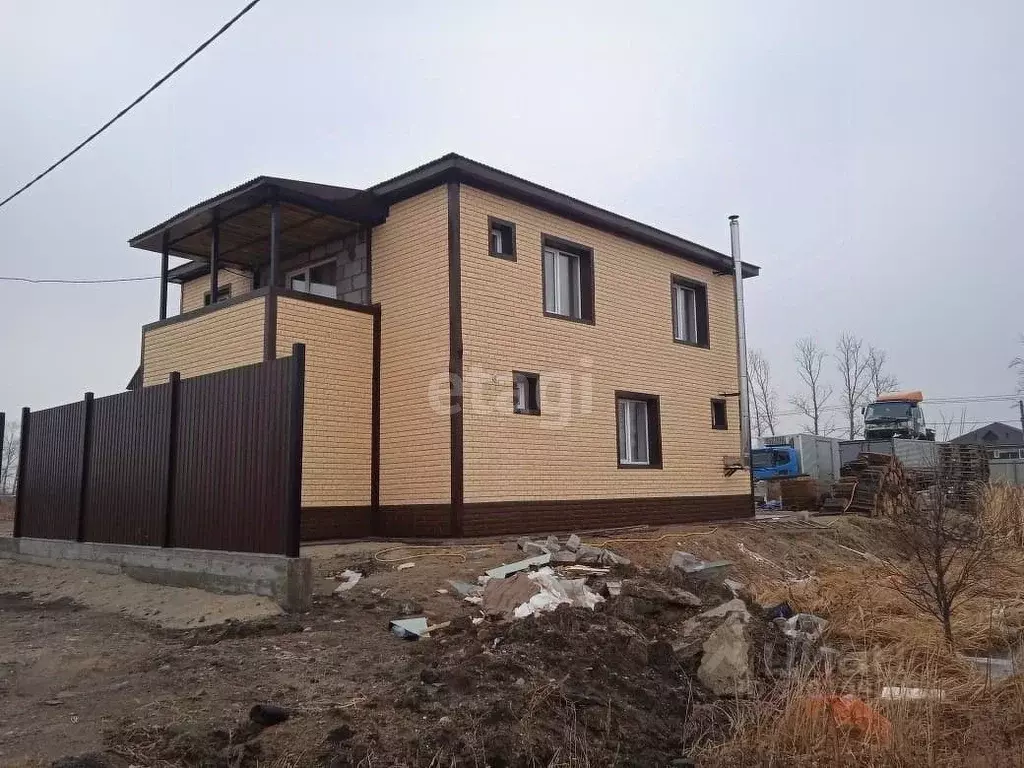 Дом в Амурская область, Благовещенск ул. Сотника Травина, 34/8 (165 м) - Фото 1