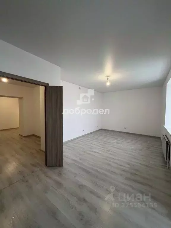 3-к кв. Свердловская область, Екатеринбург ул. Крауля, 93 (87.7 м) - Фото 2