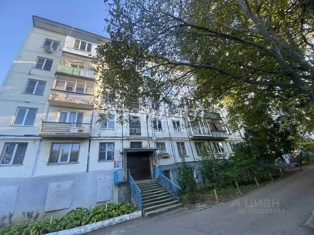 2-к кв. Ставропольский край, Ессентуки ул. Долина Роз (48.0 м) - Фото 0