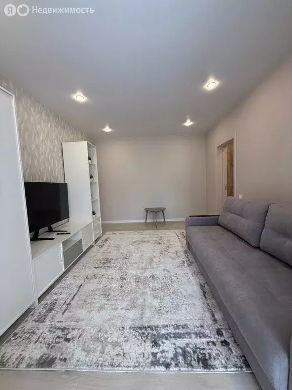 2-комнатная квартира: Анапа, улица Адмирала Пустошкина, 22к2 (64 м) - Фото 0