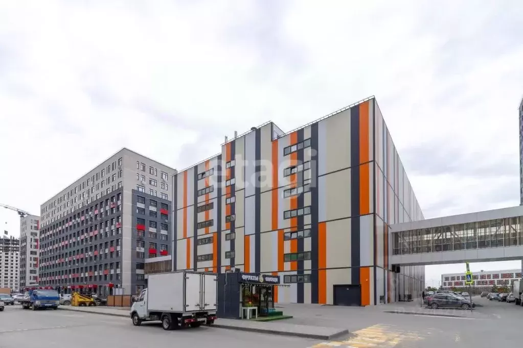 Гараж в Тюменская область, Тюмень ул. Алматинская, 2 (14 м) - Фото 1