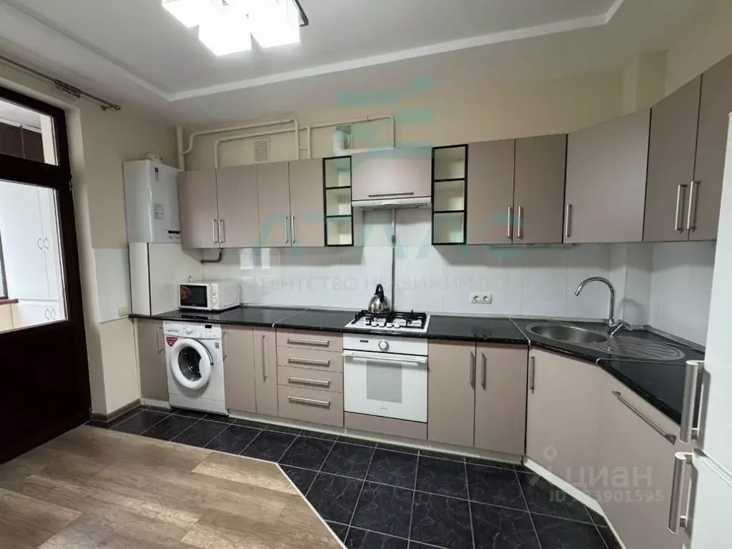 1-к кв. Крым, Симферополь ул. Ковыльная, 92 (43.5 м) - Фото 2