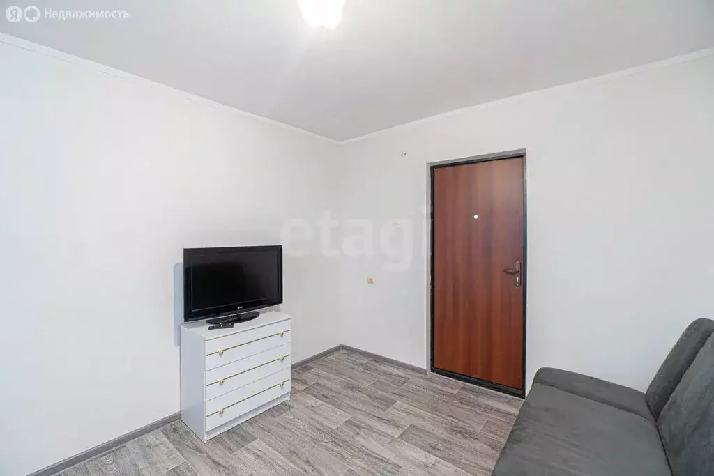 1-комнатная квартира: Севастополь, улица Павла Корчагина, 42 (69.3 м) - Фото 0