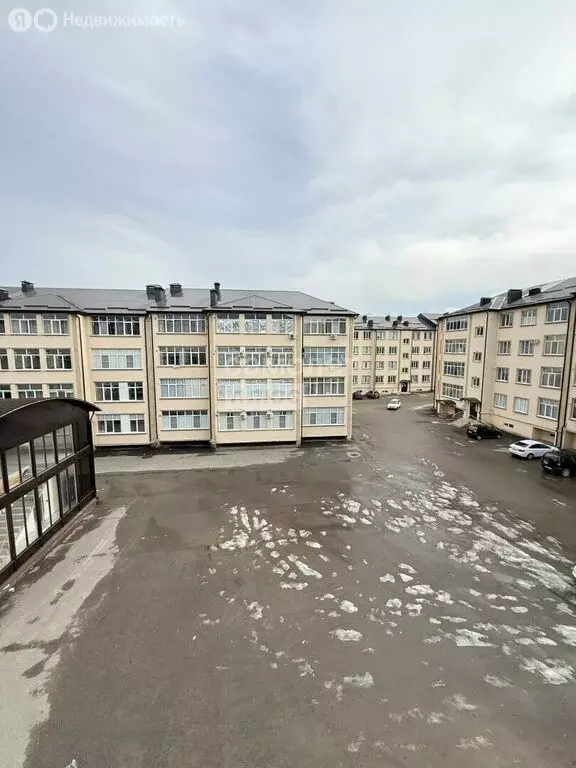 2-комнатная квартира: Нальчик, район Горная, Солнечная улица, 10к3 (67 ... - Фото 1