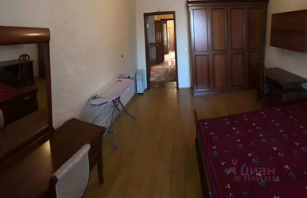 3-к кв. Татарстан, Казань ул. Столярова, 7 (136.0 м) - Фото 1