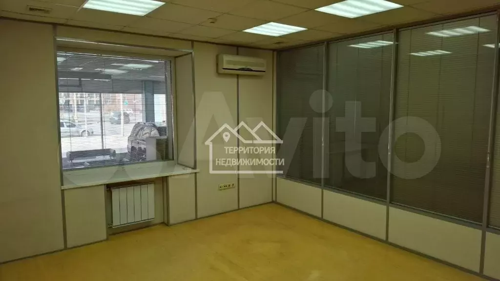 Офисное помещение 23 кв.м, ул. Харьковская 77 - Фото 0