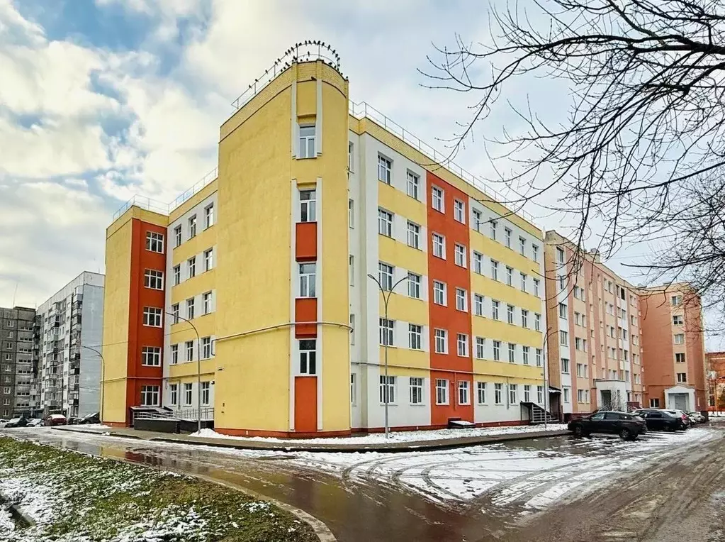 2-к кв. Ярославская область, Тутаев ул. Моторостроителей, 69А (76.2 м) - Фото 1