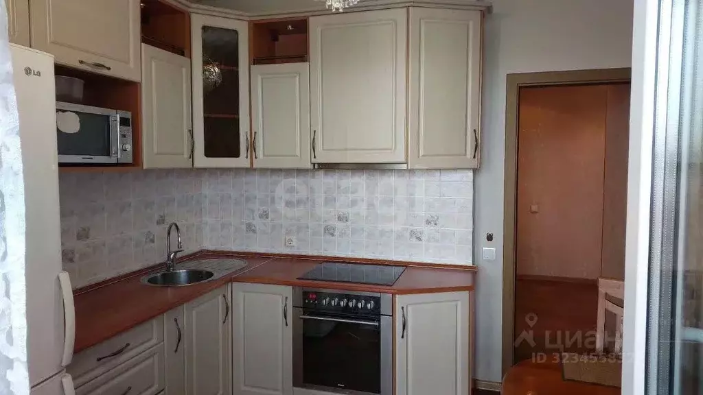 2-к кв. Новосибирская область, Новосибирск ул. Кошурникова, 53/2 (60.0 ... - Фото 0