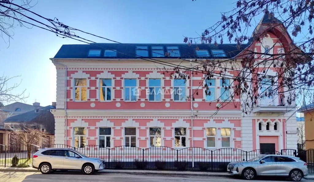 3-к кв. Калужская область, Калуга ул. Дарвина, 6 (102.2 м) - Фото 0