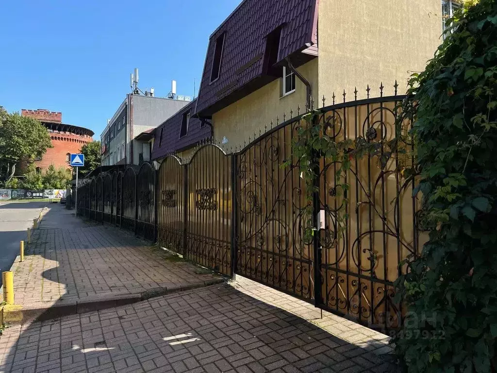 Дом в Калининградская область, Калининград пер. Грига, 2 (250 м) - Фото 2