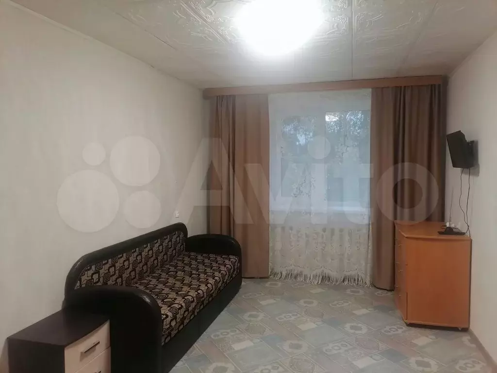 1-к. квартира, 39 м, 1/3 эт. - Фото 1
