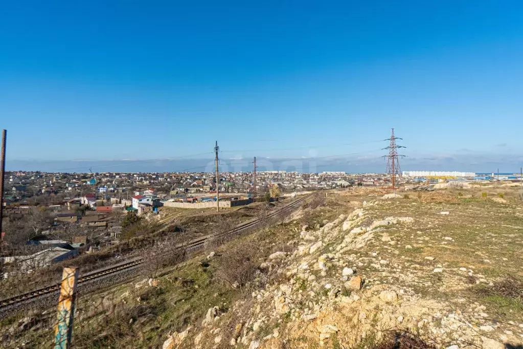 Участок в Севастополь ул. Славянская (10.0 сот.) - Фото 1