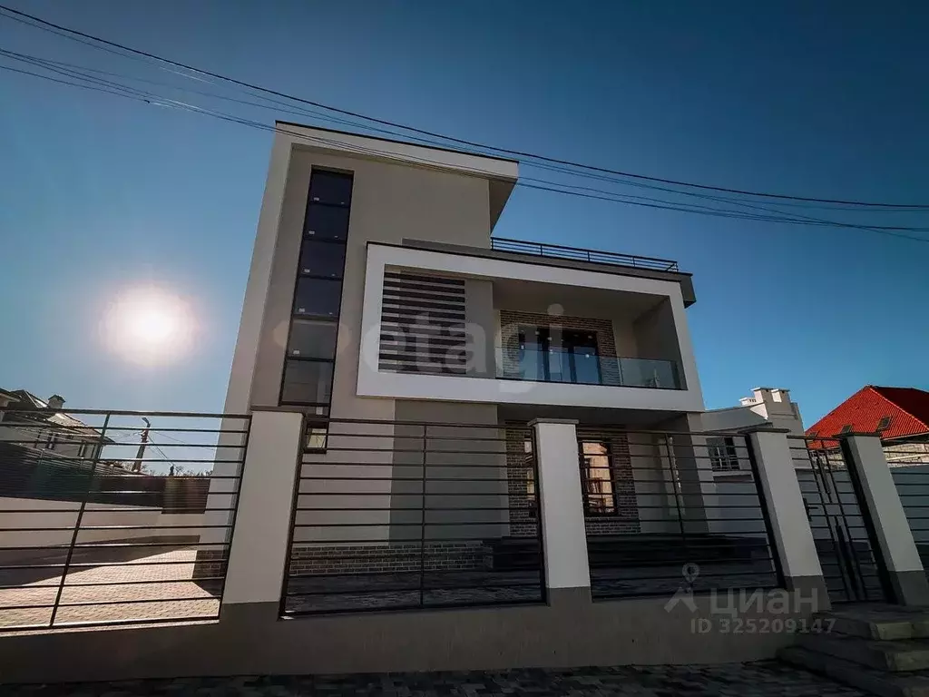 Дом в Краснодарский край, Геленджик  (322 м) - Фото 2