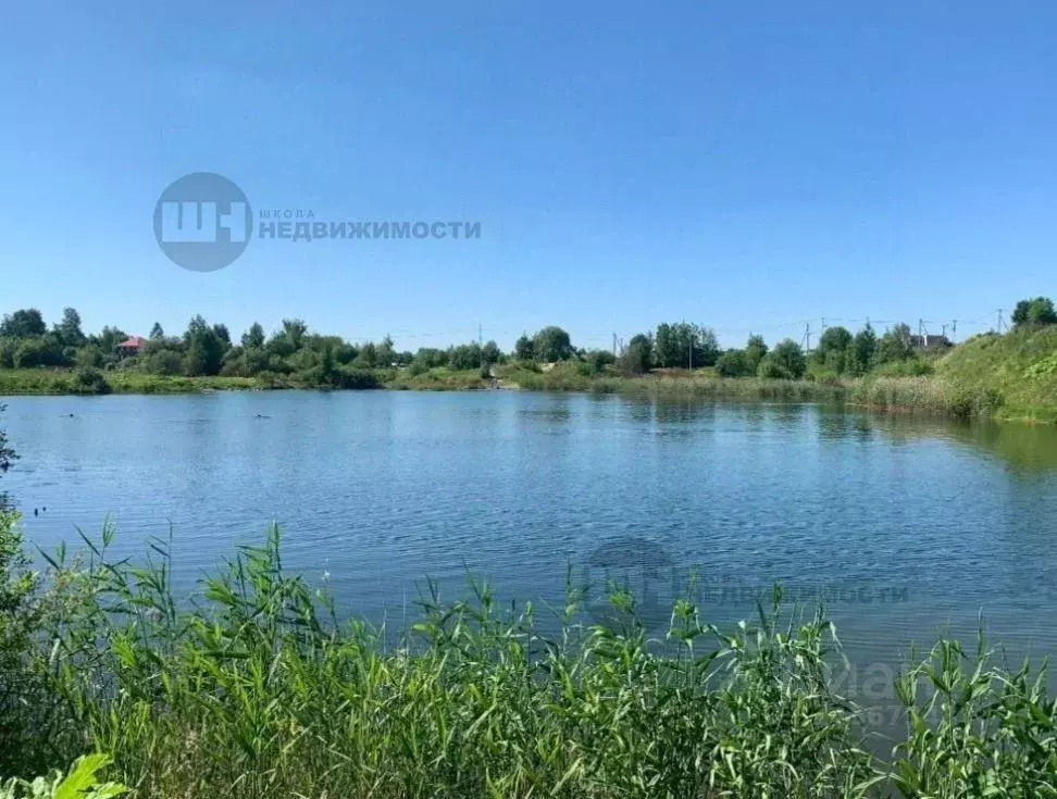 Участок в Ленинградская область, Гатчинский район, д. Порицы  (6.0 ... - Фото 1