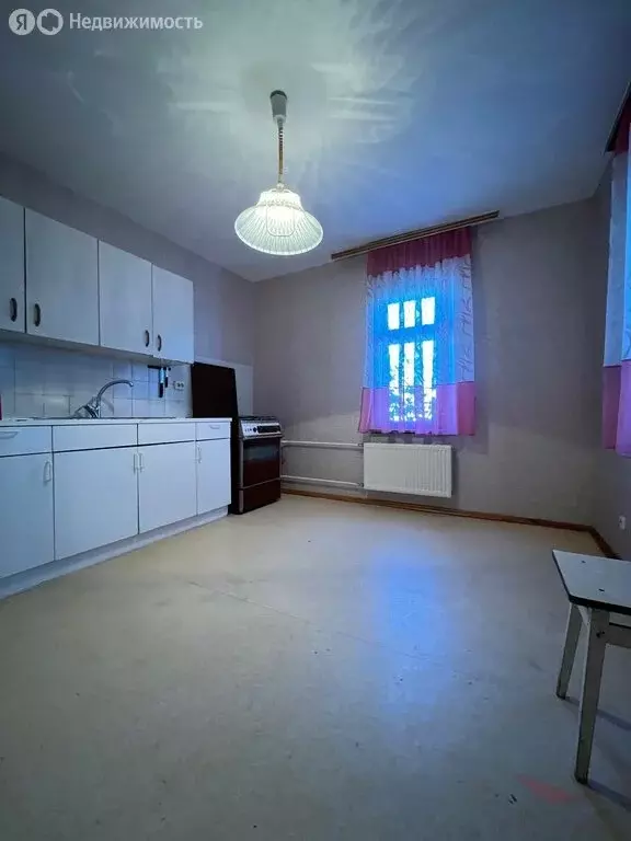 2-комнатная квартира: посёлок городского типа Рощинский, 23А (59 м) - Фото 0