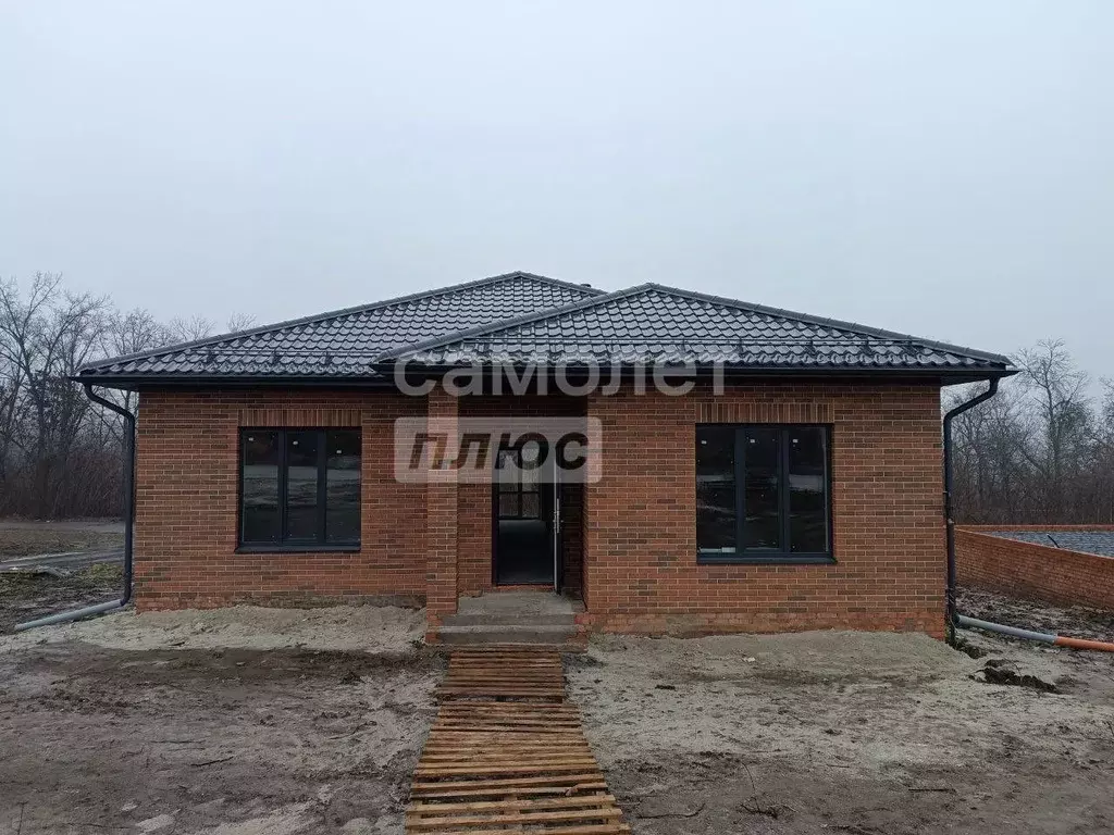 Коттедж в Курская область, Курский район, Нижнемедведицкий сельсовет, ... - Фото 1